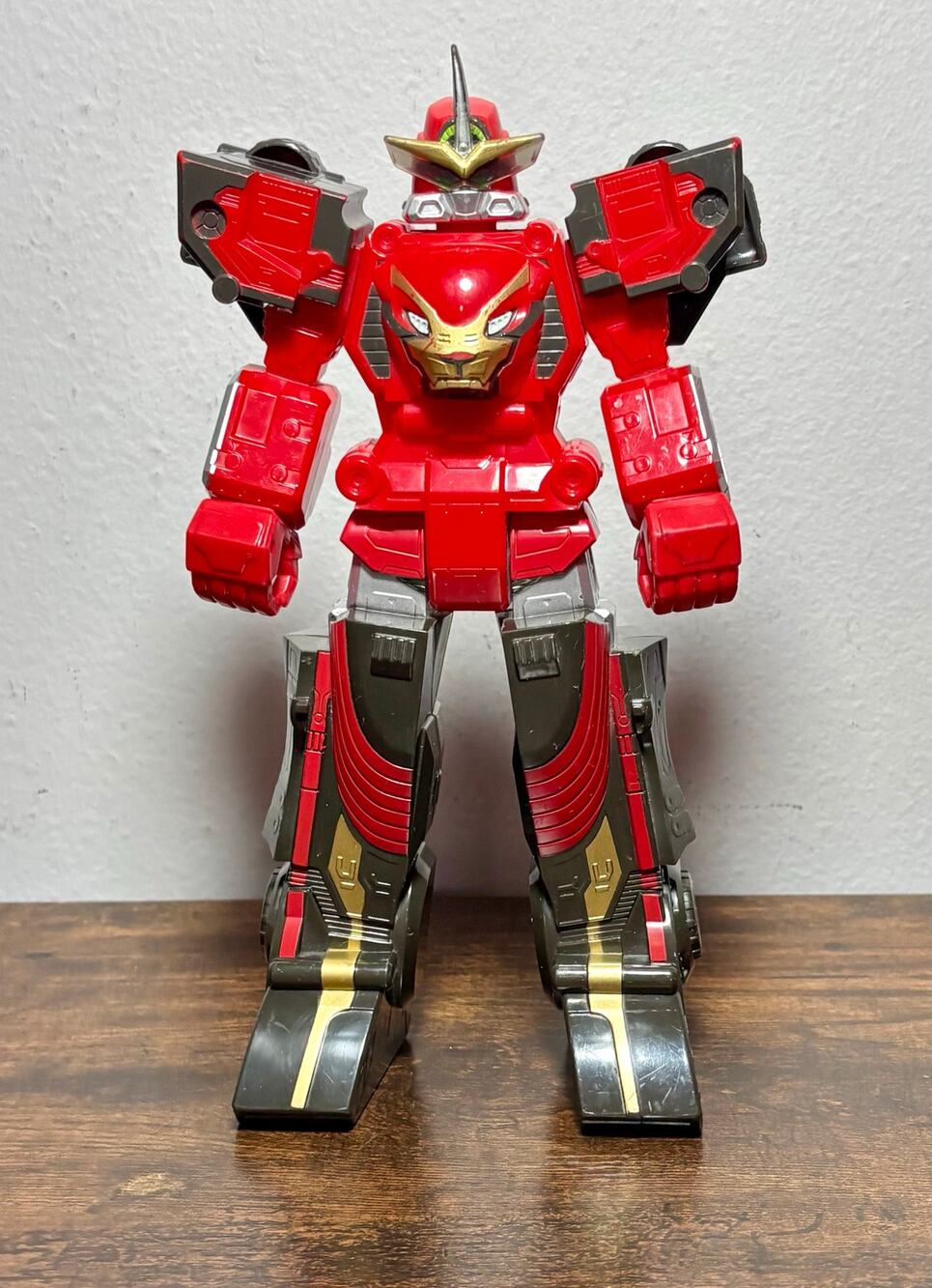 Hasbro Power Rangers Beast Morphers Beast Racer Converting Zord Action Figure